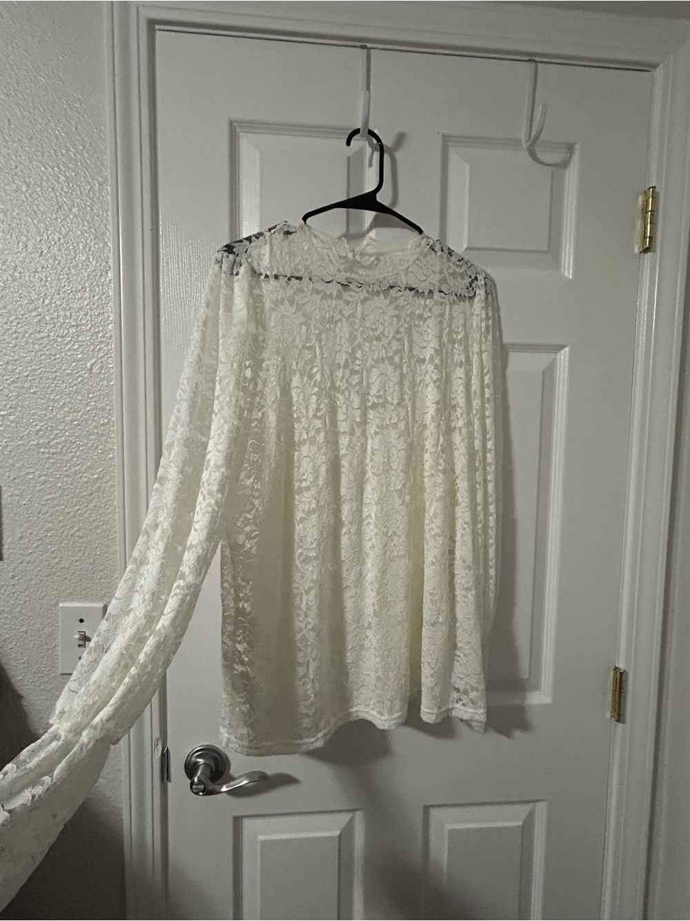 Avon Ivory Floral Lace Blouse